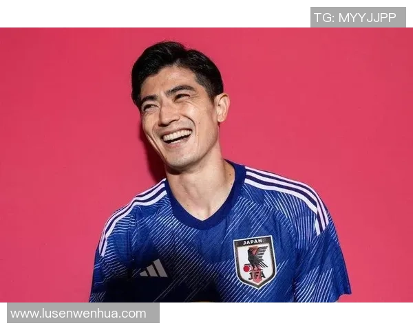 中国足球明星颜值担当帅气球员引领新风潮